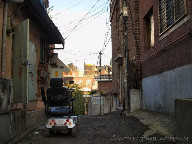 PB086499J.jpg